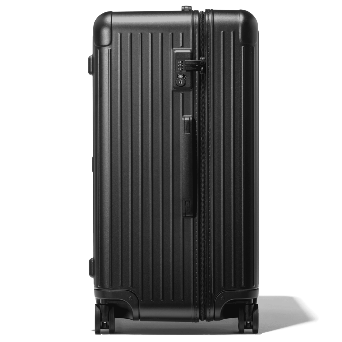 RIMOWA Essential Trunk interior