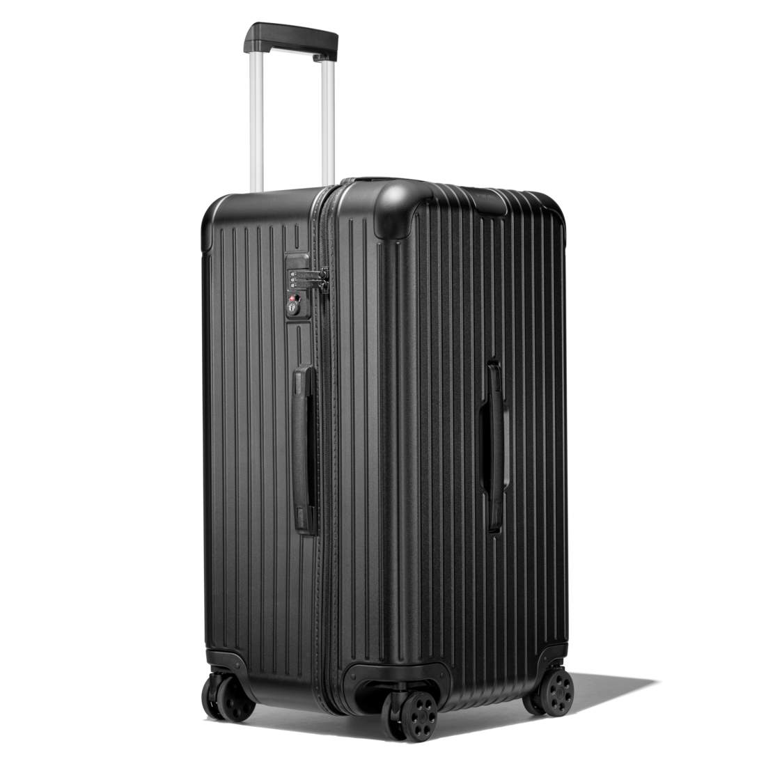 RIMOWA Essential Trunk detail