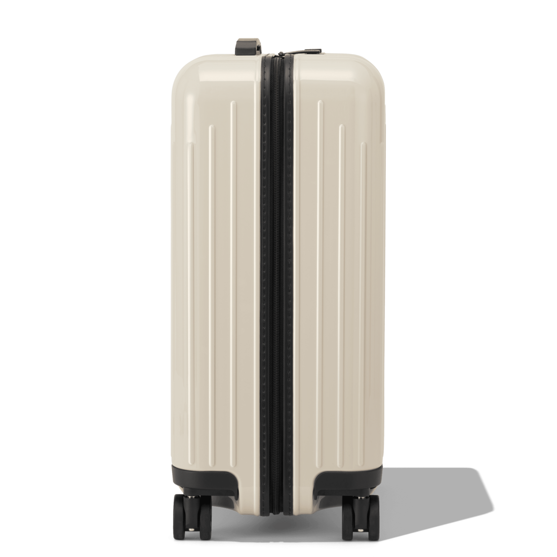 RIMOWA Essential Lite Cabin Beige detail