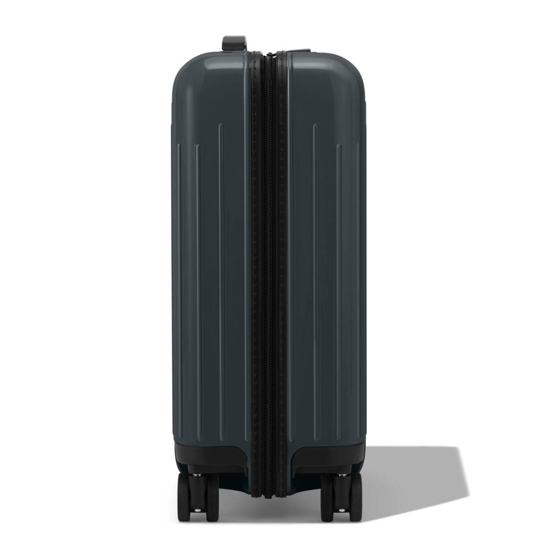 RIMOWA Essential Lite Cabin U Grey detail