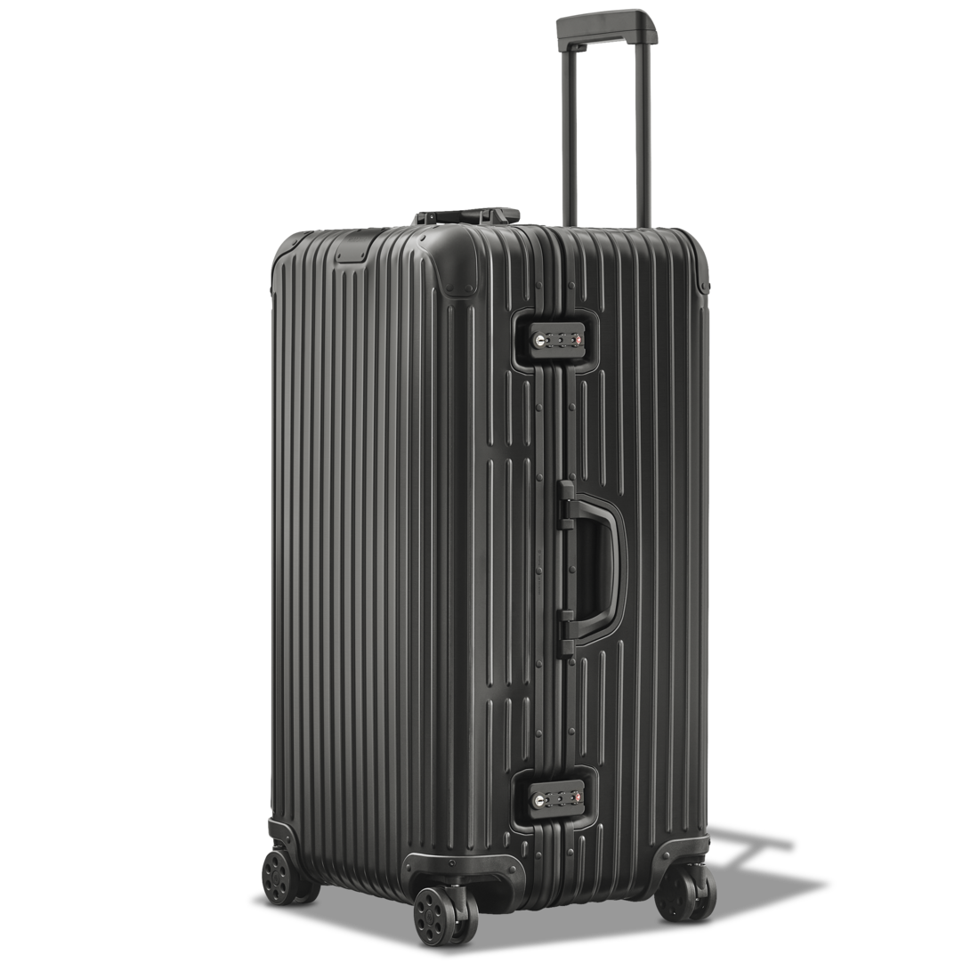 RIMOWA Trunk Plus open interior