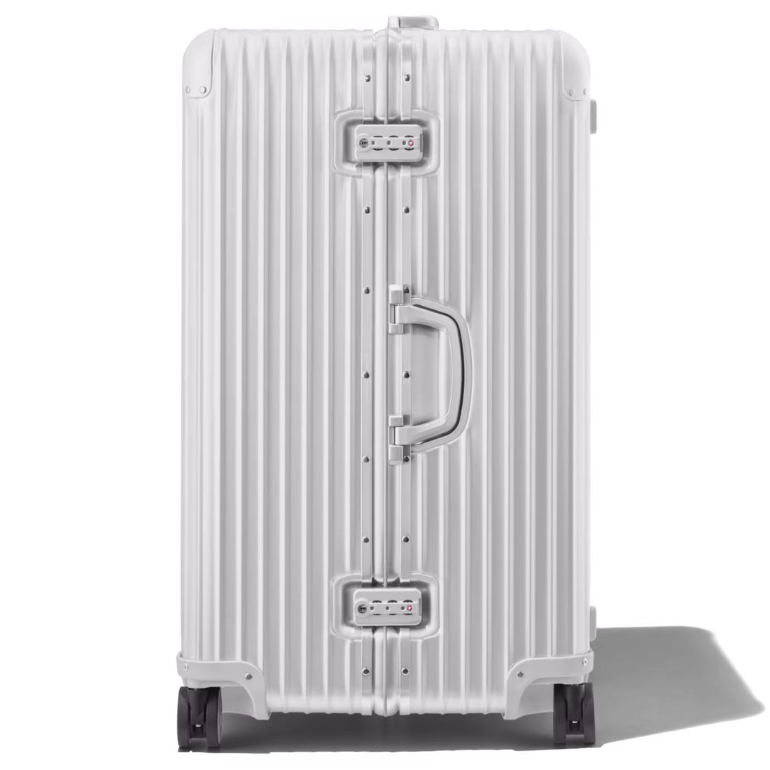 RIMOWA Trunk XL angle